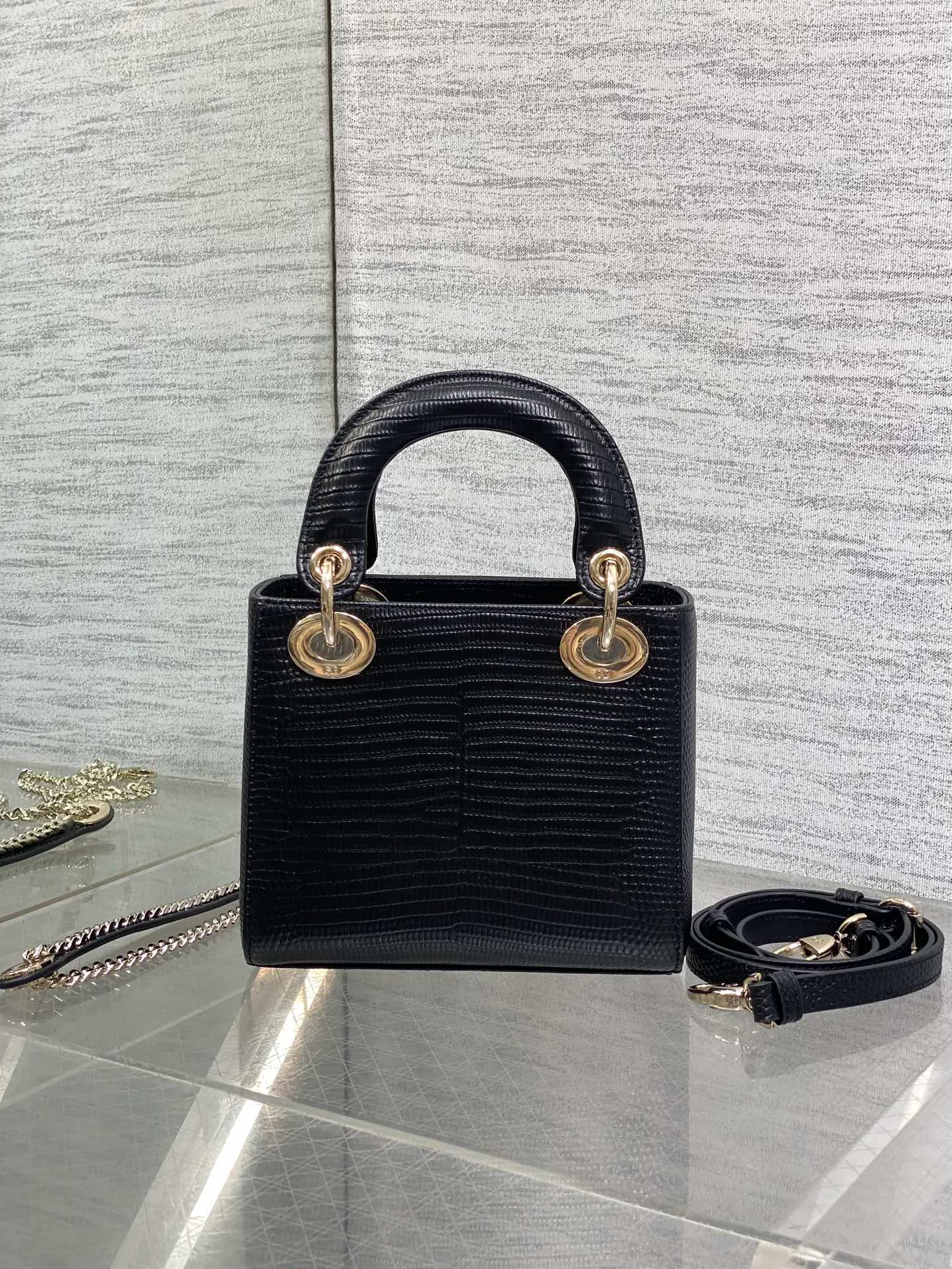 Классические Сумки Женские Christian Dior 11412673