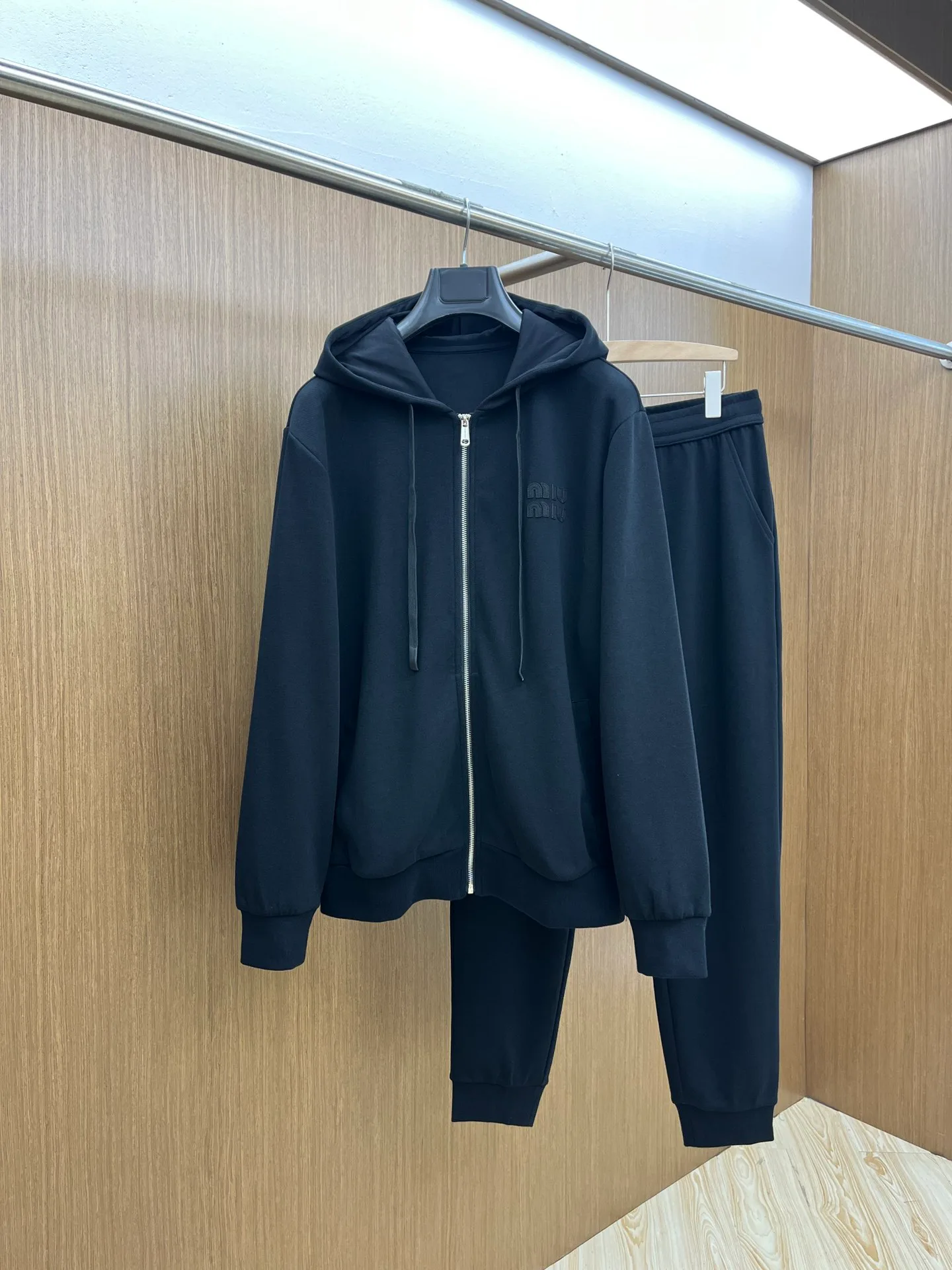 Спортивные Костюмы Мужские Miu Miu 8750