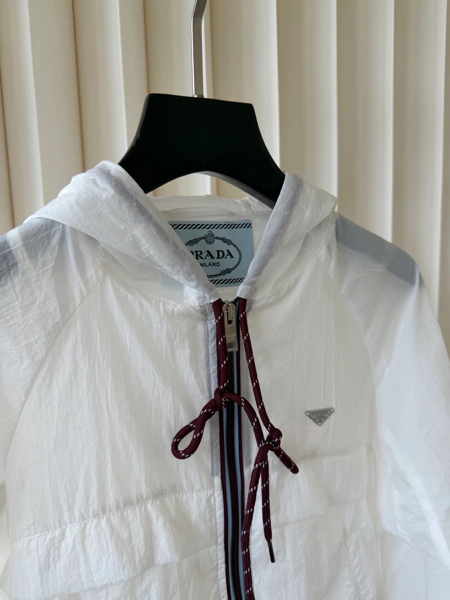 Куртки И Пуховики Женские Prada 17612844