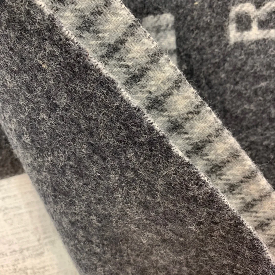 Шарфы Fendi 1255636