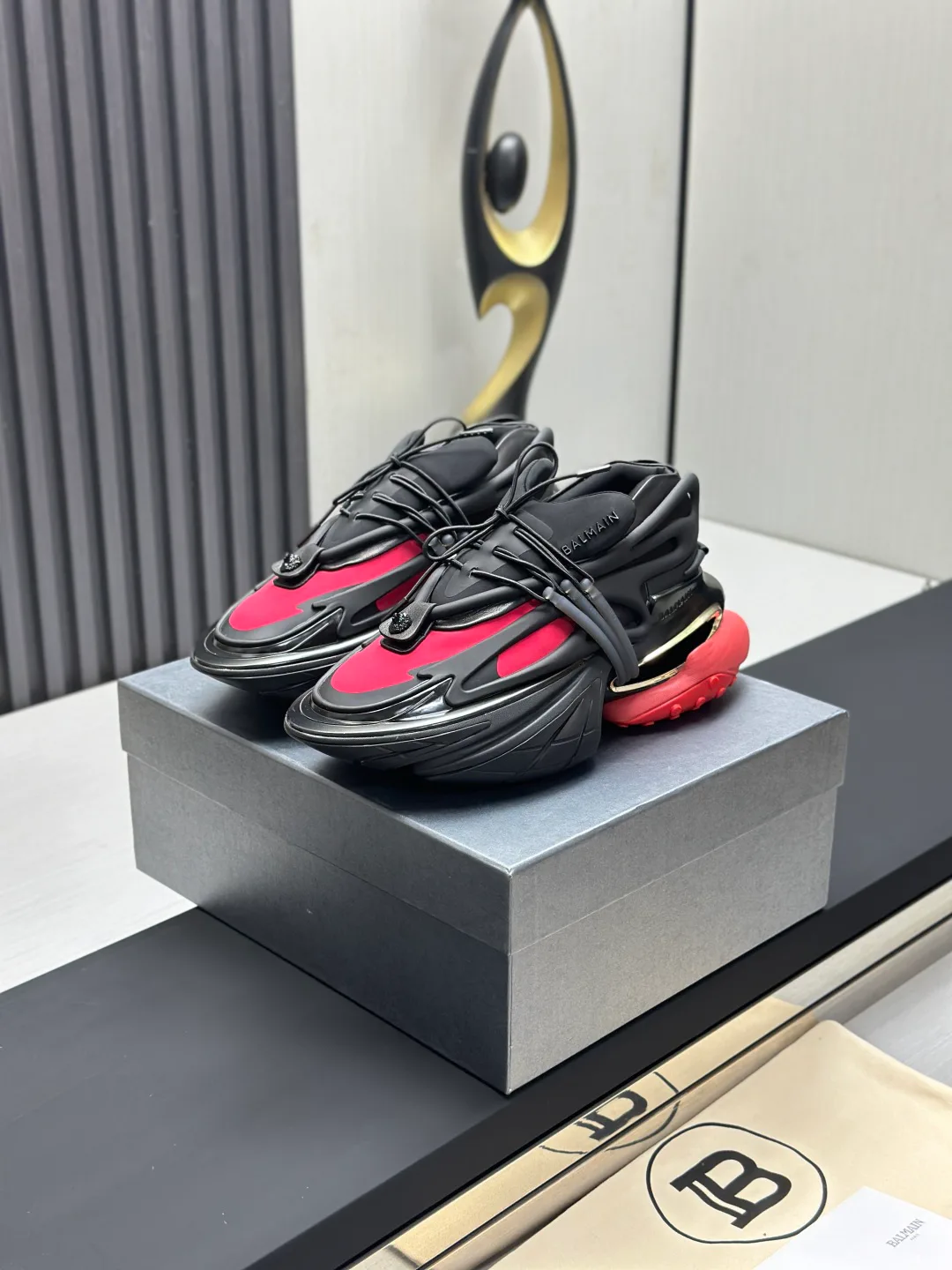 Кроссовки Женские Balmain 327292