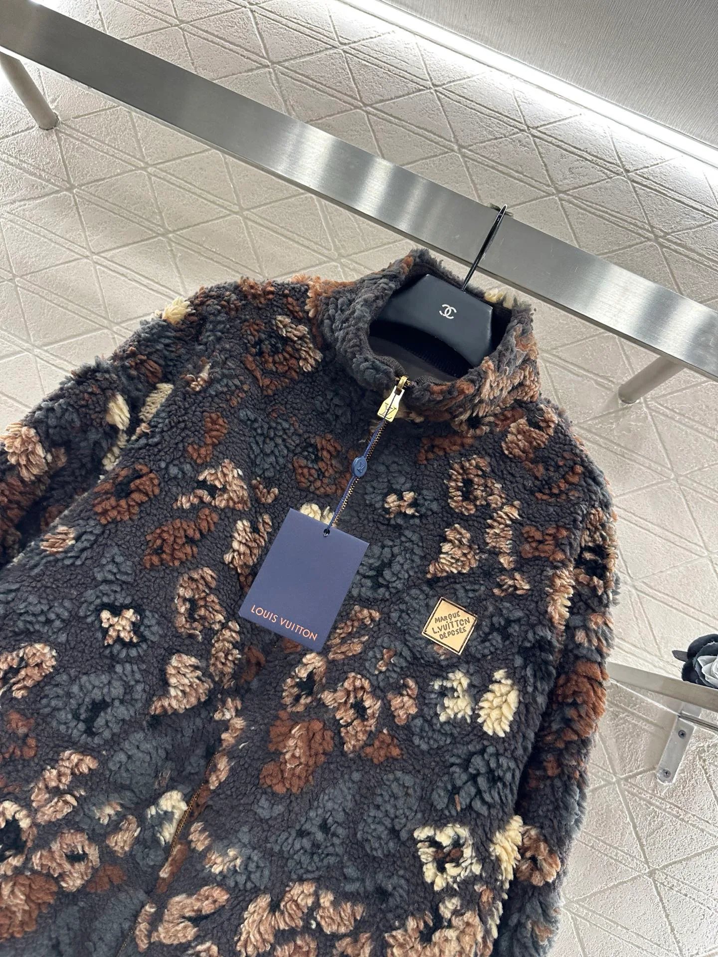 Куртки И Пуховики Женские Louis Vuitton 90761