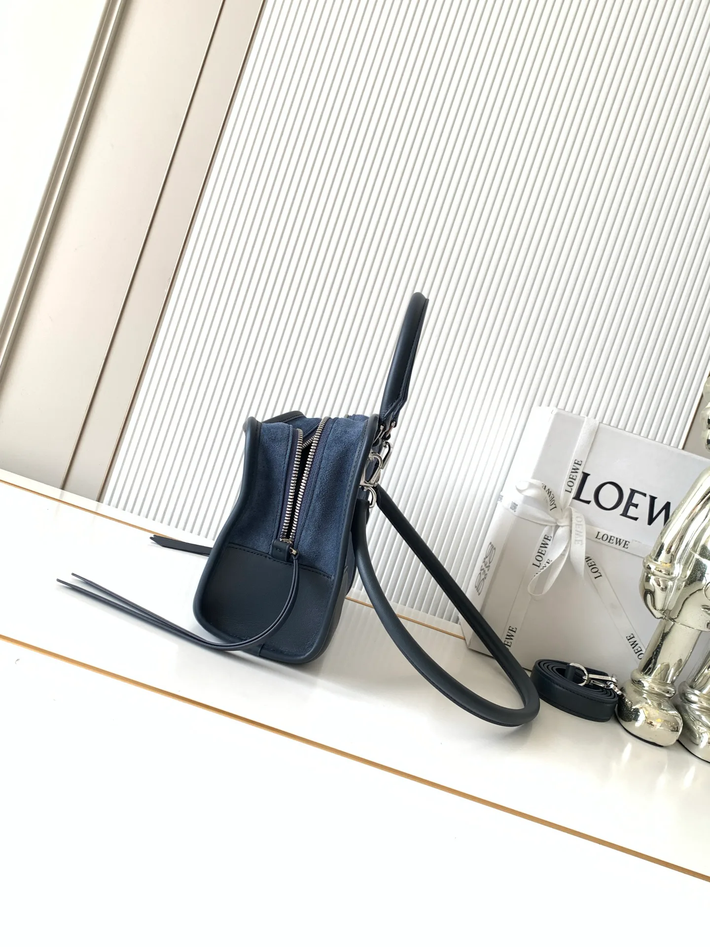 Классические Сумки Женские Loewe 18004761