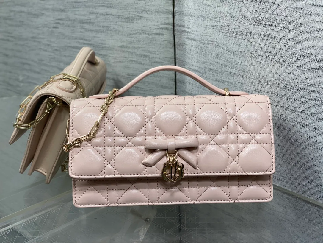 Клатчи Женские Christian Dior 11685190