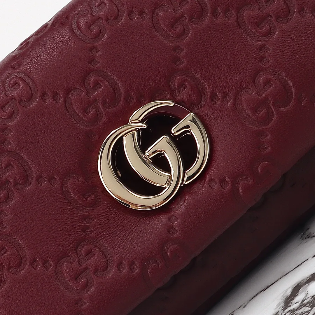 Классические Сумки Женские Gucci 18210718