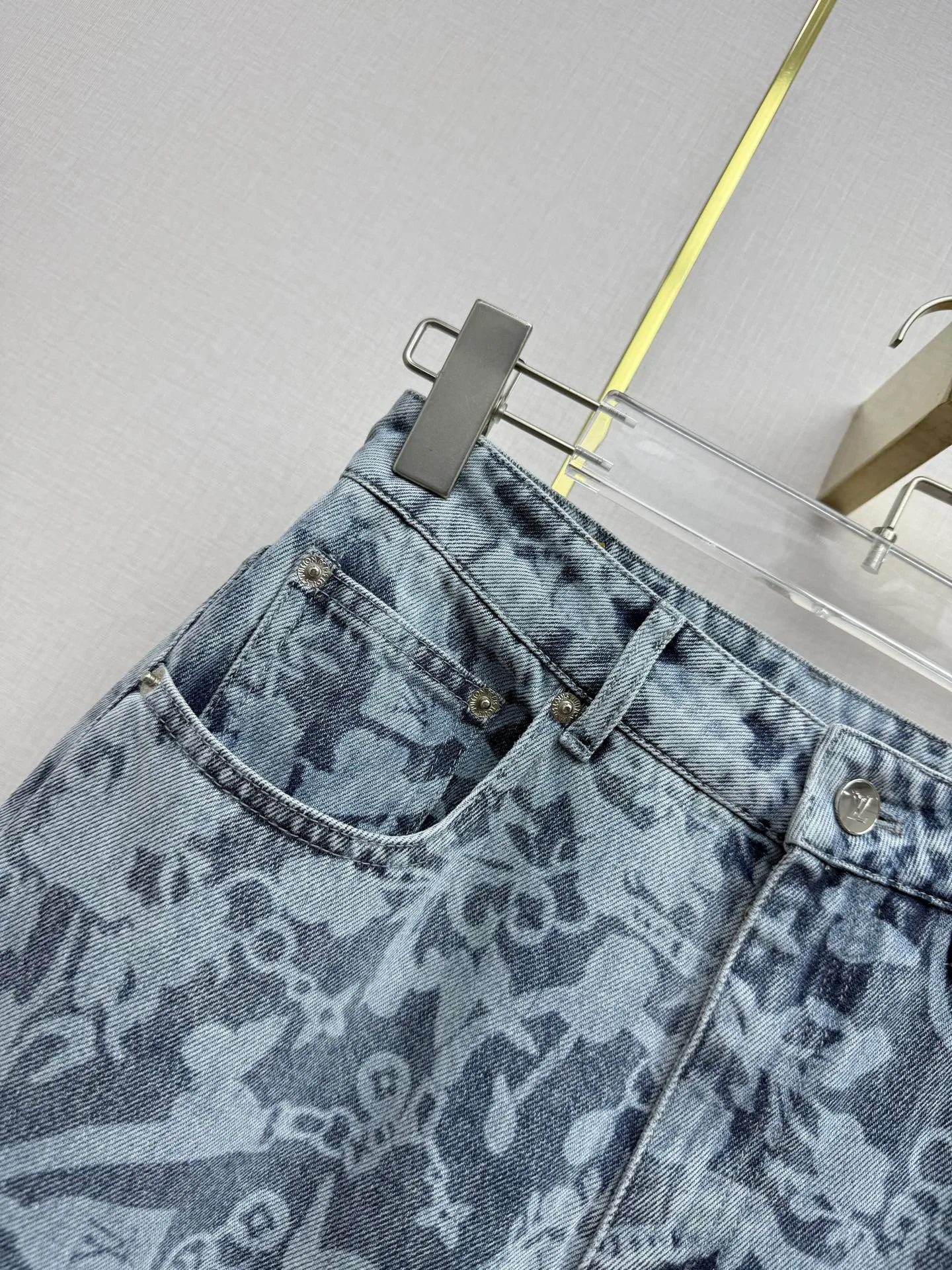 Брюки Женские Louis Vuitton 11783898