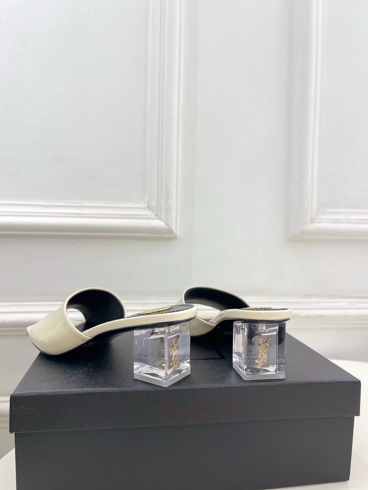 Мюли И Сабо Женские Saint Laurent 17506905