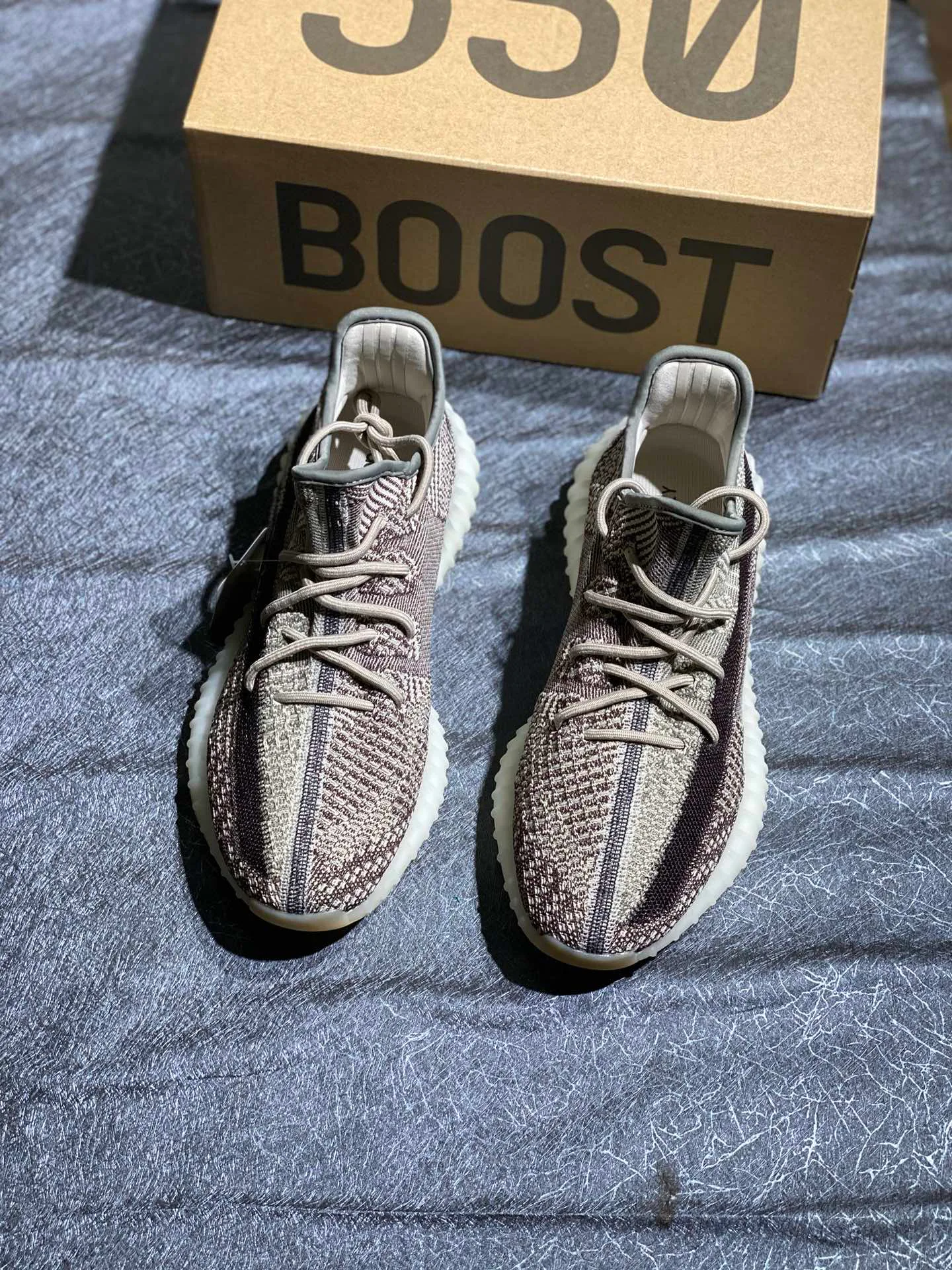 Кроссовки Мужские Yeezy 17326253