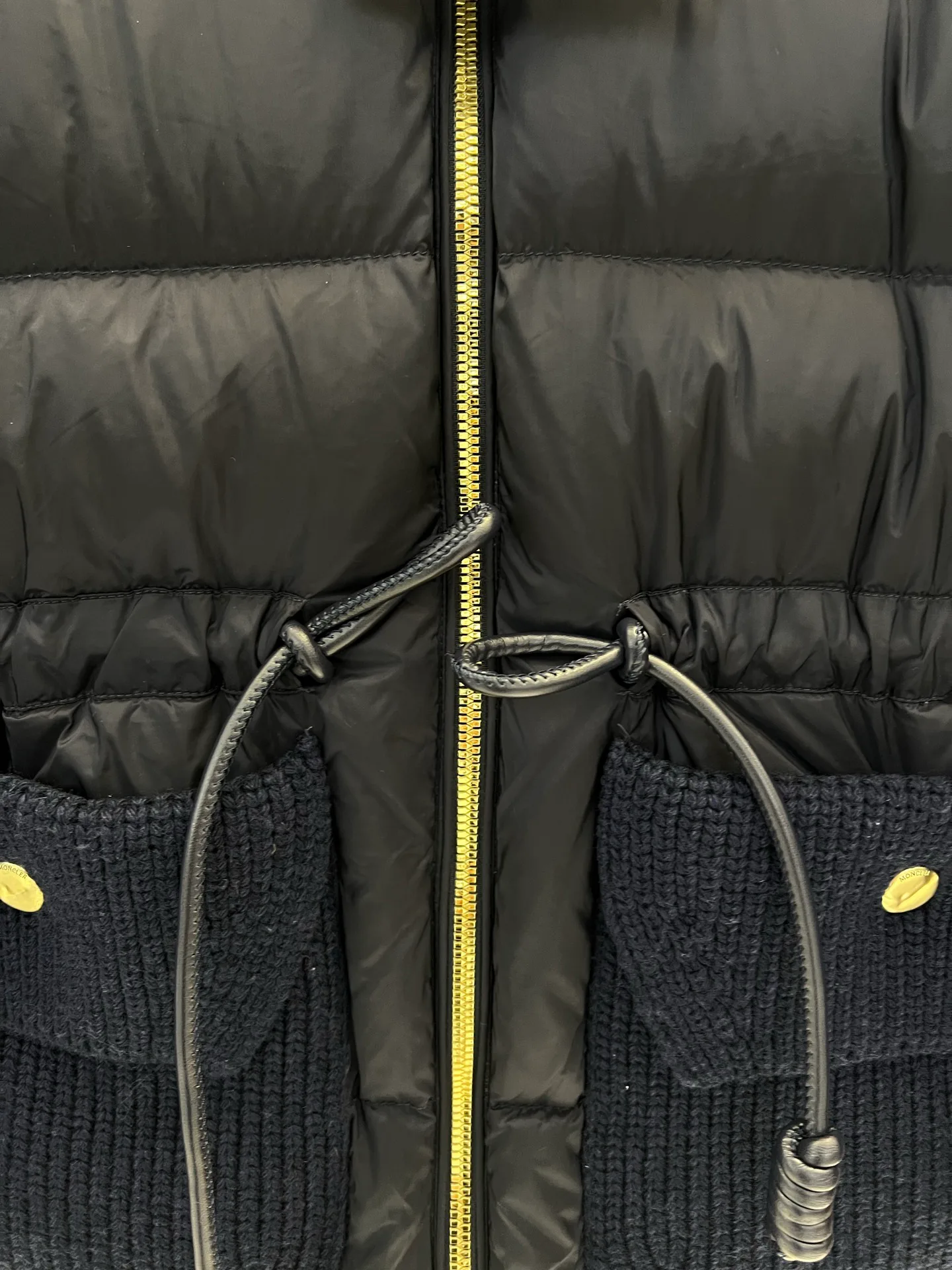 Куртки И Пуховики Женские Moncler 19185292