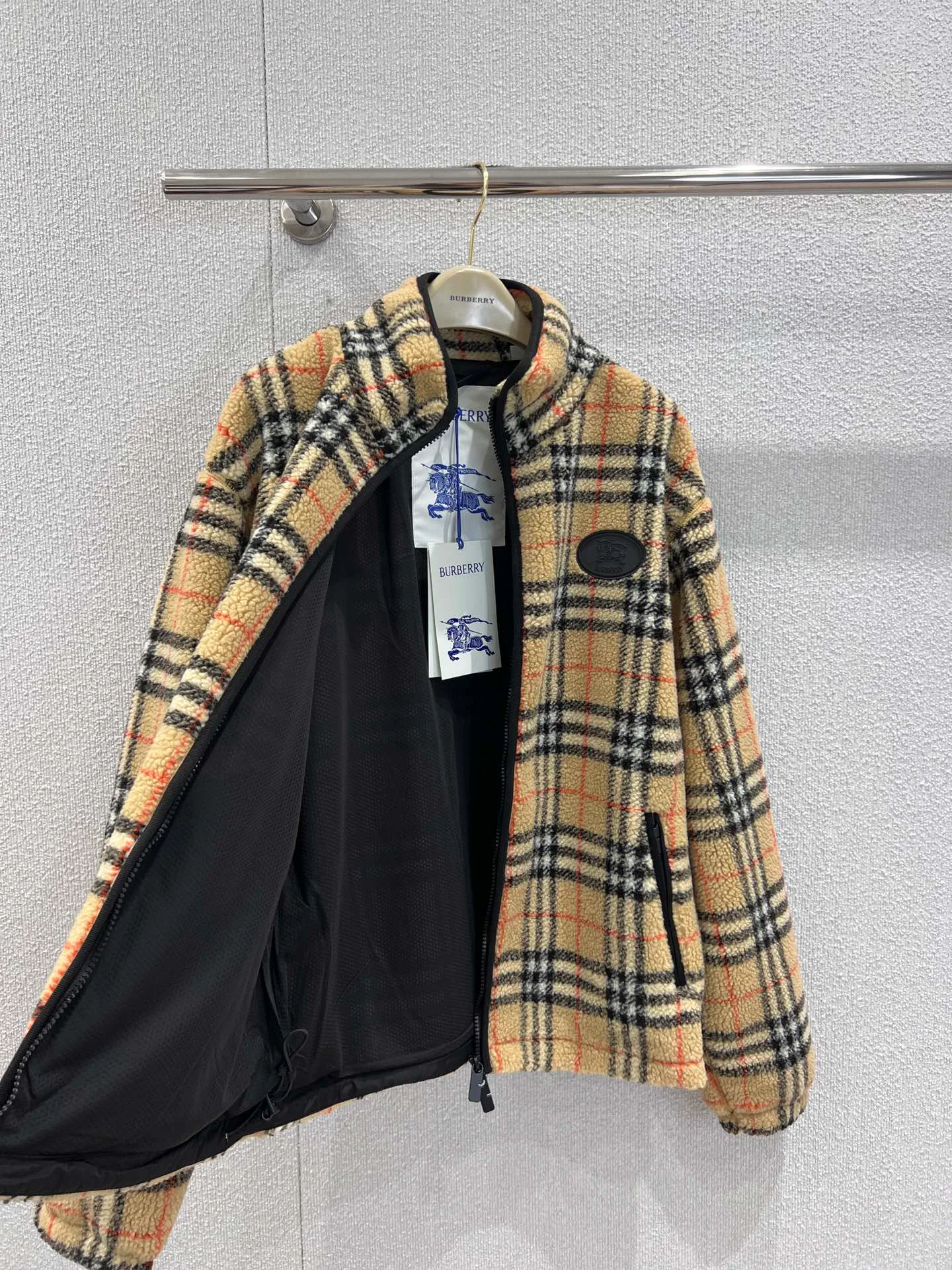 Куртки И Пуховики Женские Burberry 1079297