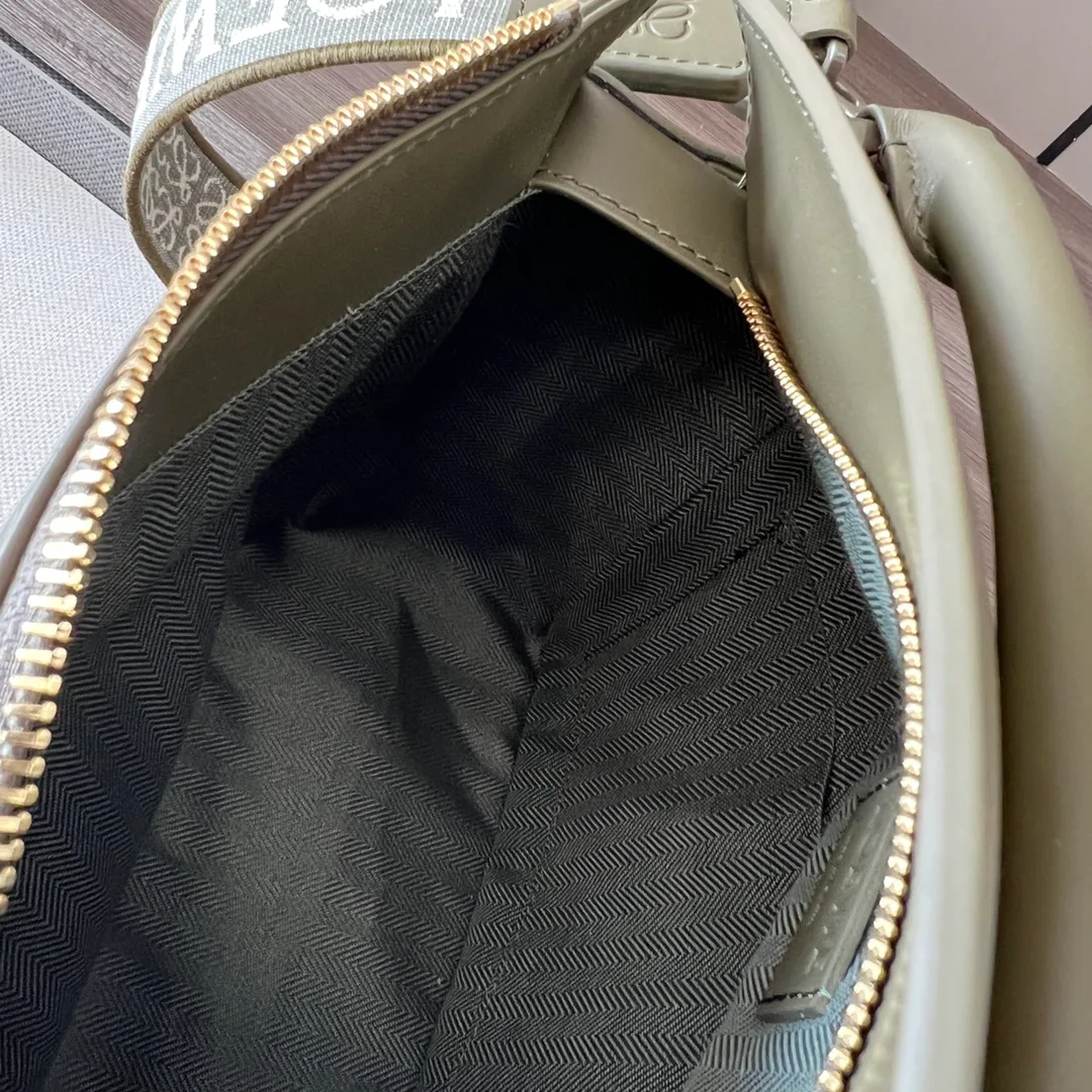 Классические Сумки Женские Loewe 6447968