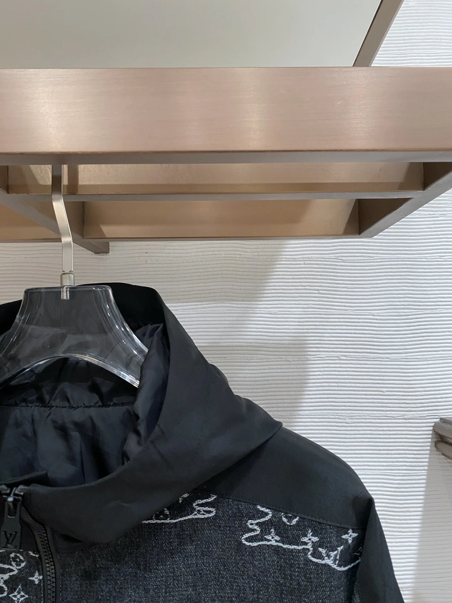 Куртки И Пуховики Мужские Louis Vuitton 10271847