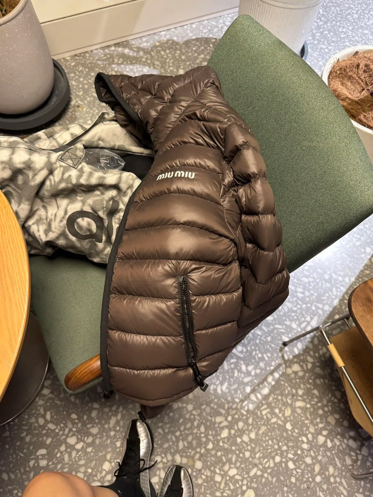 Куртки И Пуховики Женские Miu Miu 1857624