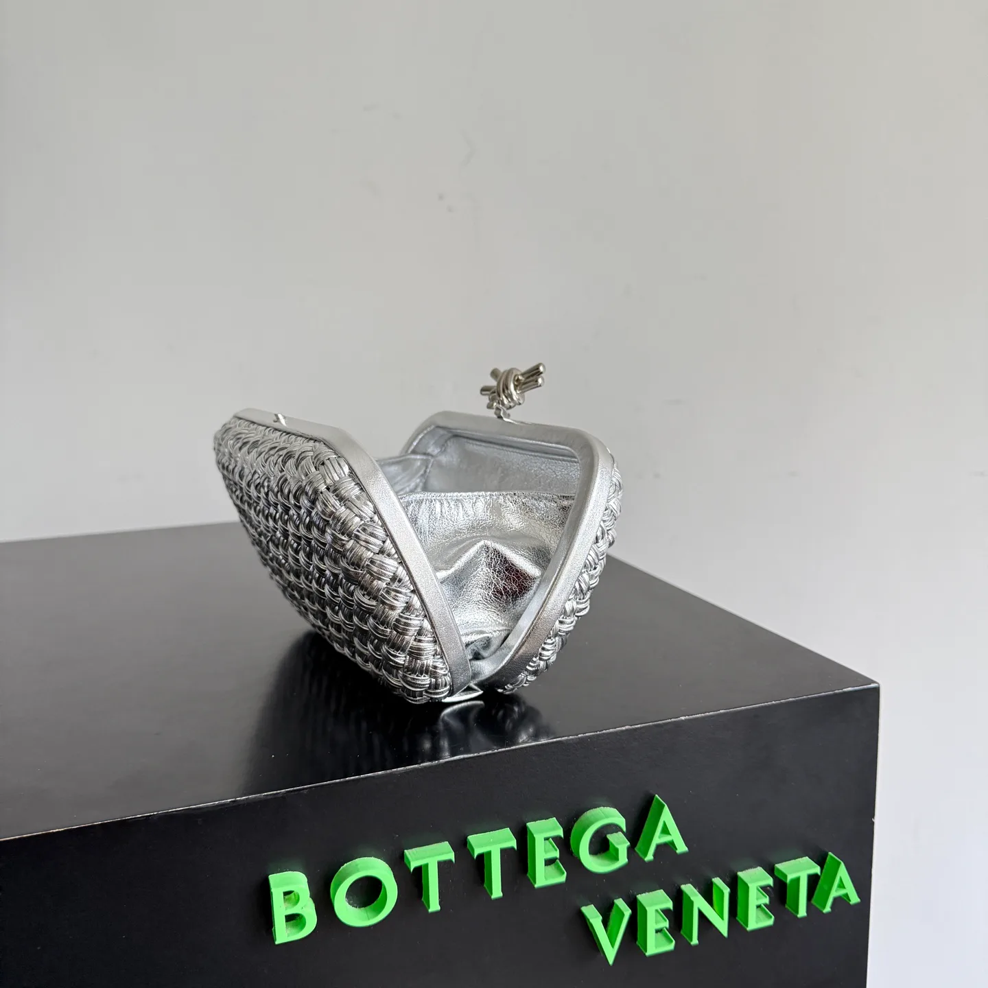 Клатчи Женские Bottega Veneta 12613607