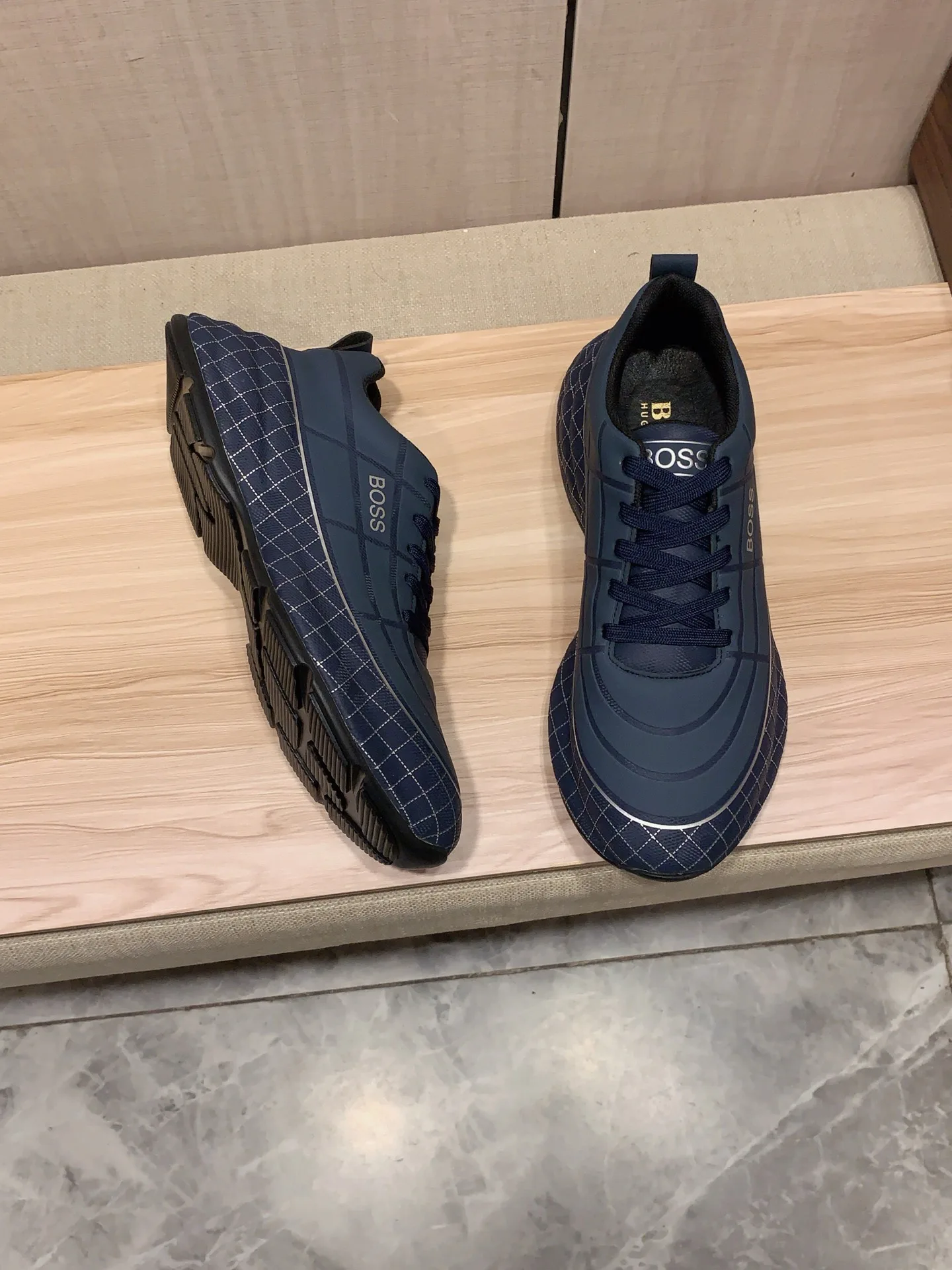 Кроссовки Мужские Hugo Boss 77523