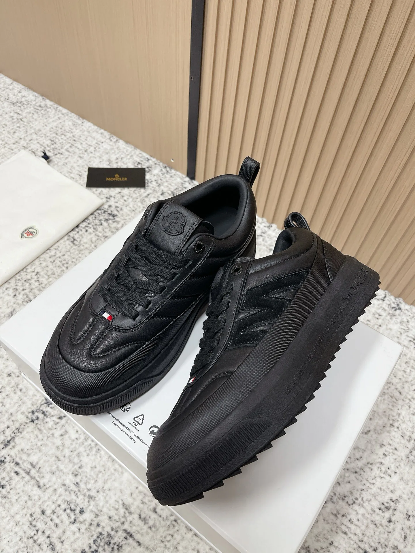 Кроссовки Мужские Moncler 1401125