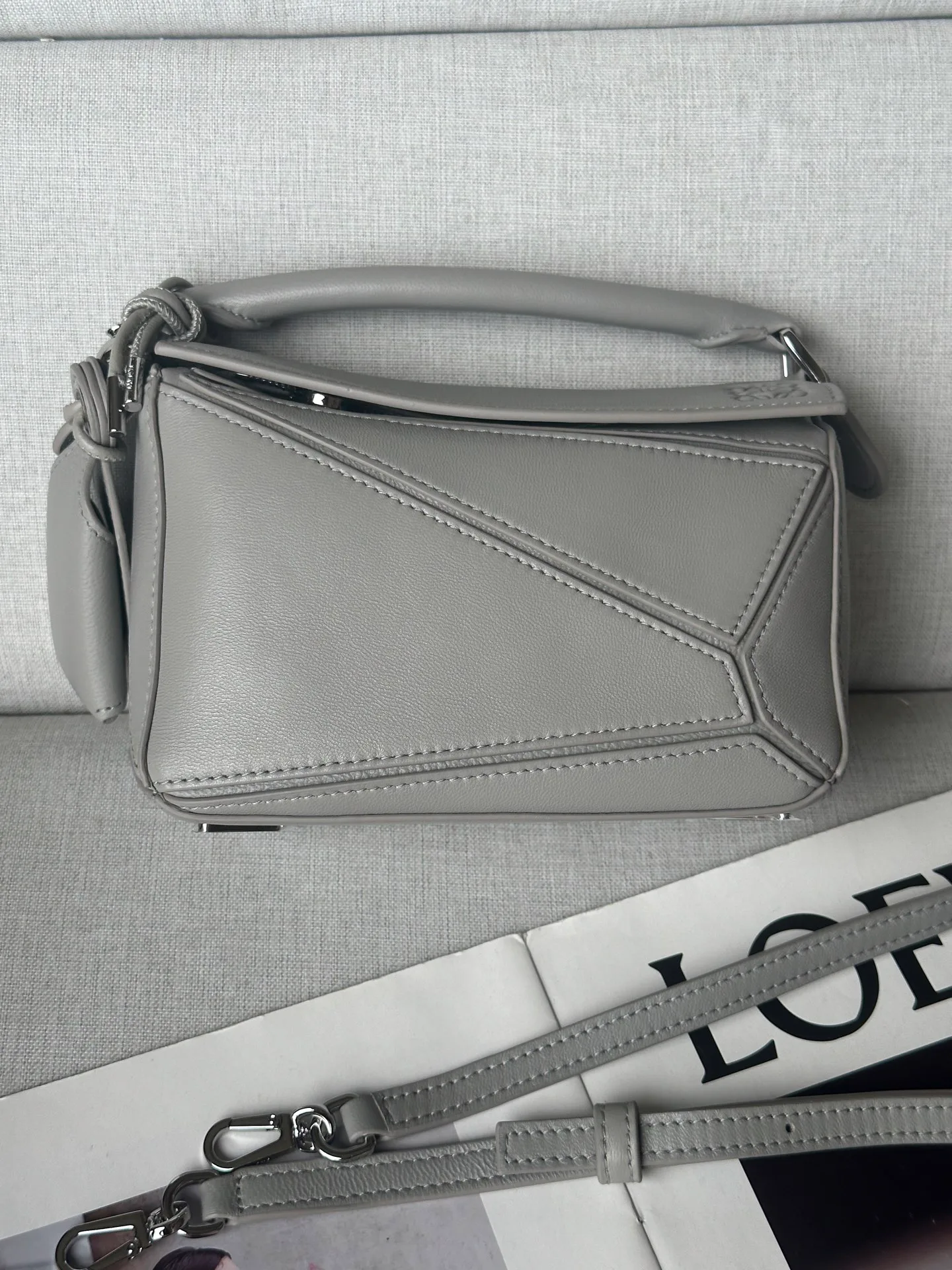Классические Сумки Женские Loewe 16839126