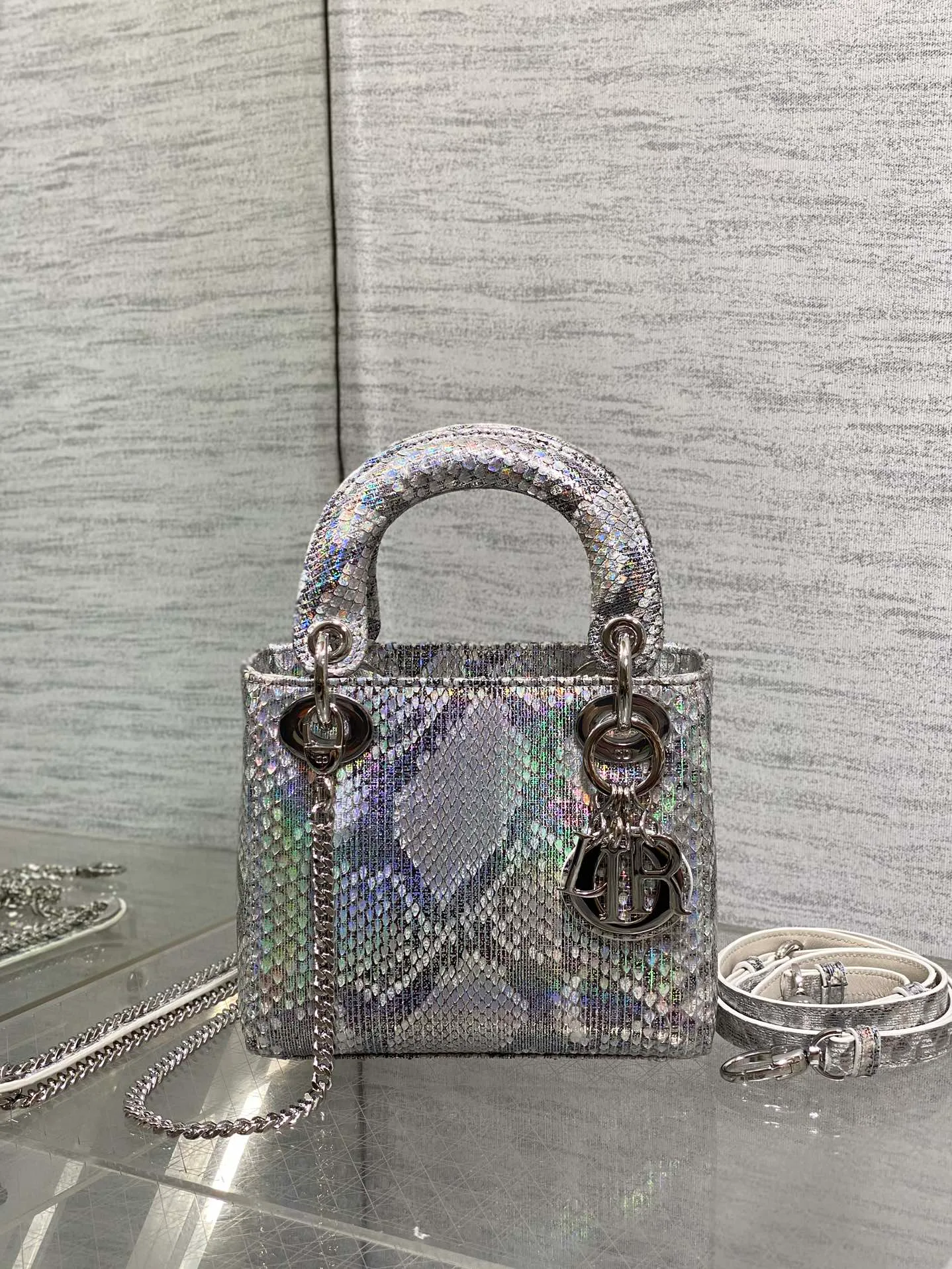 Классические Сумки Женские Christian Dior 11581750