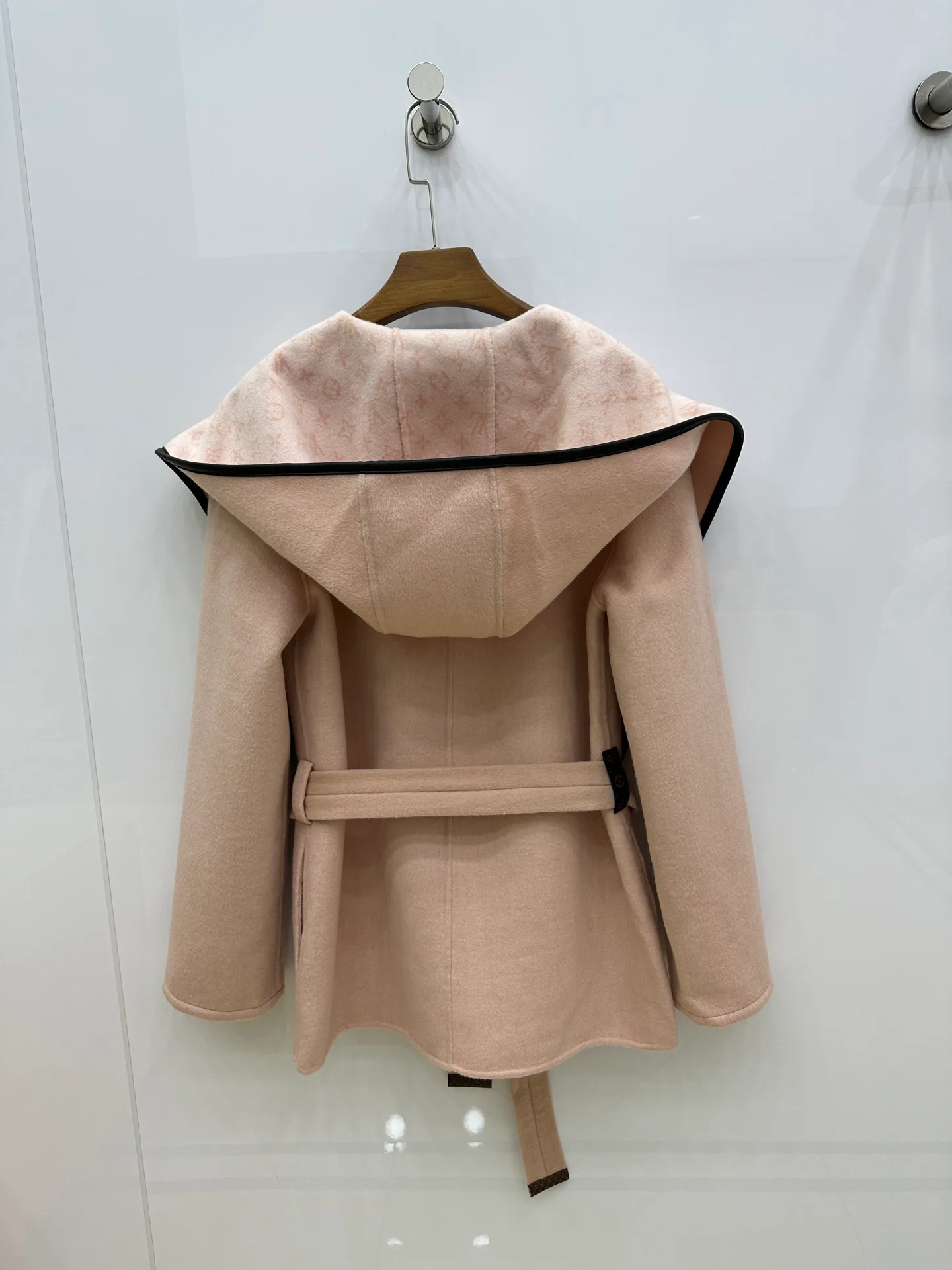 Пальто Женские Louis Vuitton 669806