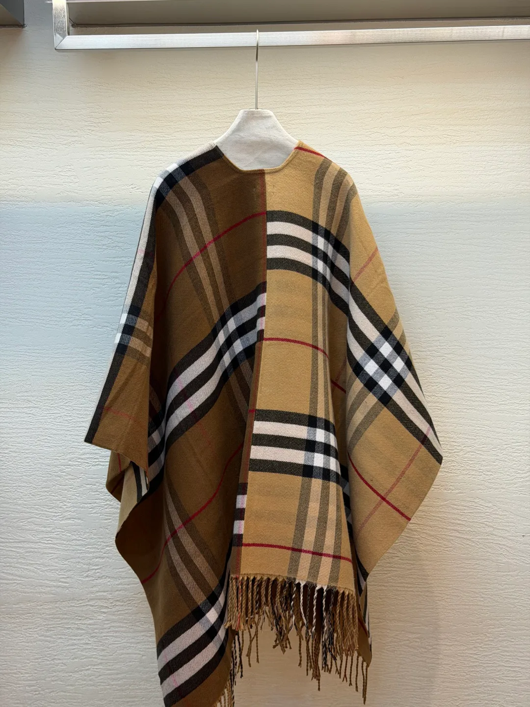 Пальто Женские Burberry 19038463