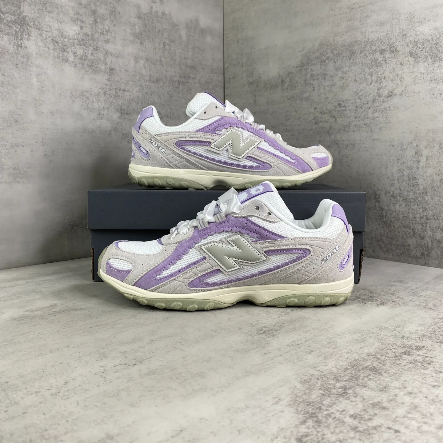 Кроссовки Женские New Balance 17963598