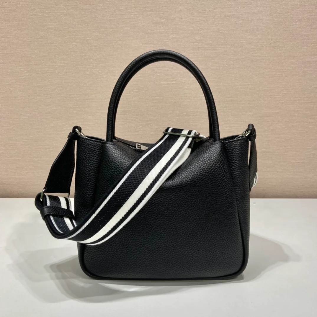 Сумки На Ремне Женские Prada 11449115