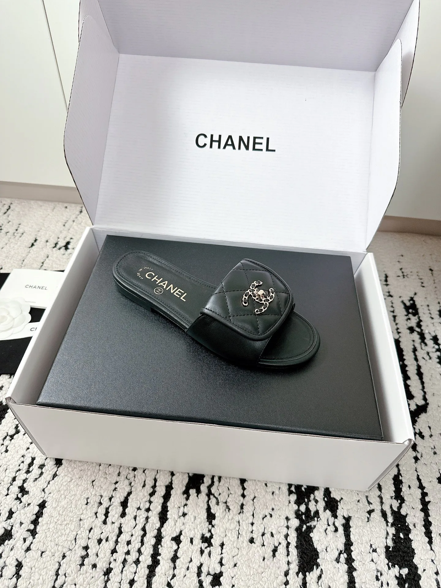 Шлепанцы Женские Chanel 11026193
