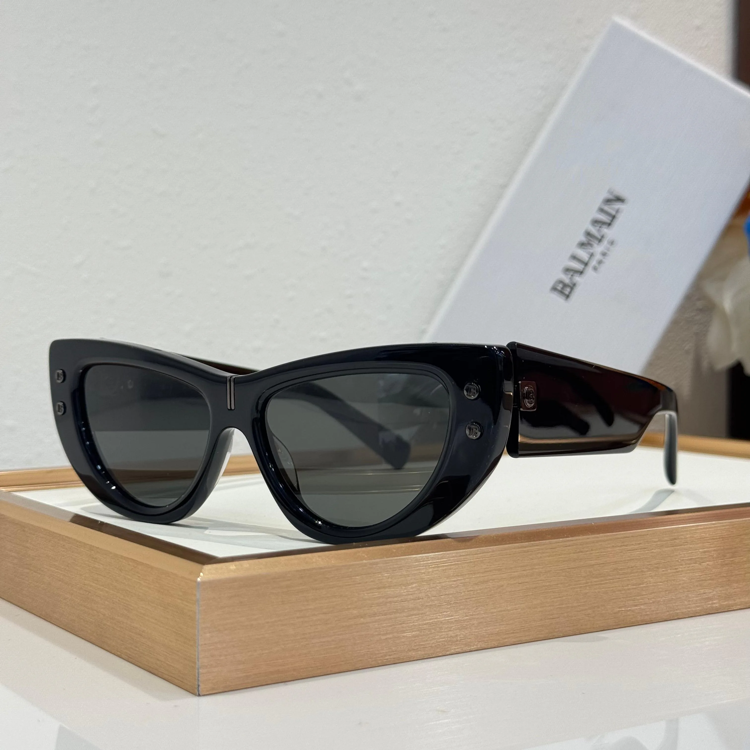 Классические Сумки Женские Balmain 12800757