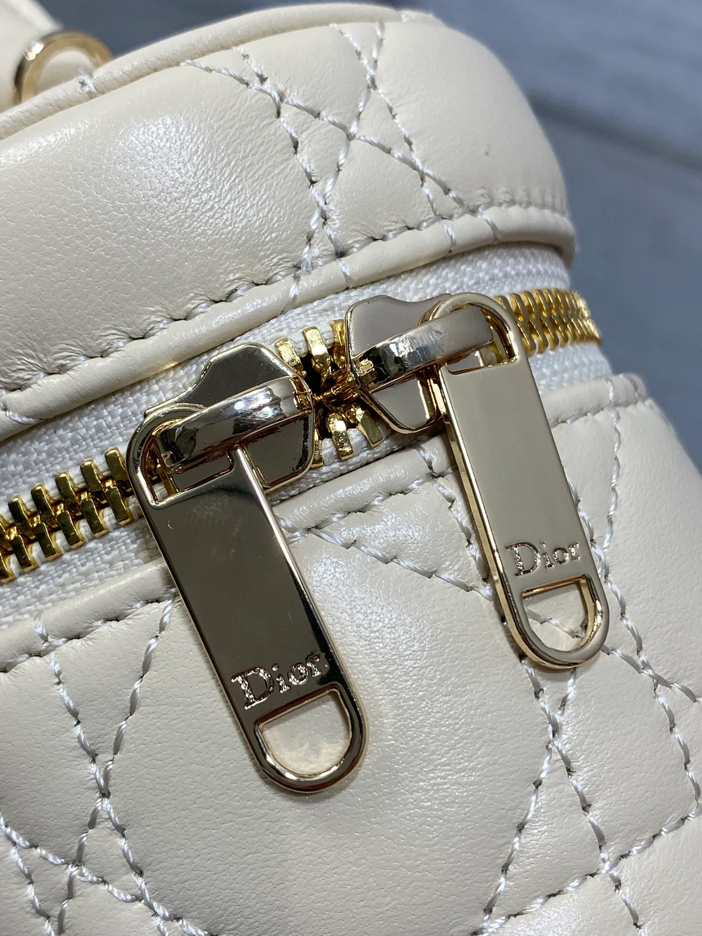Клатчи Женские Christian Dior 12189463