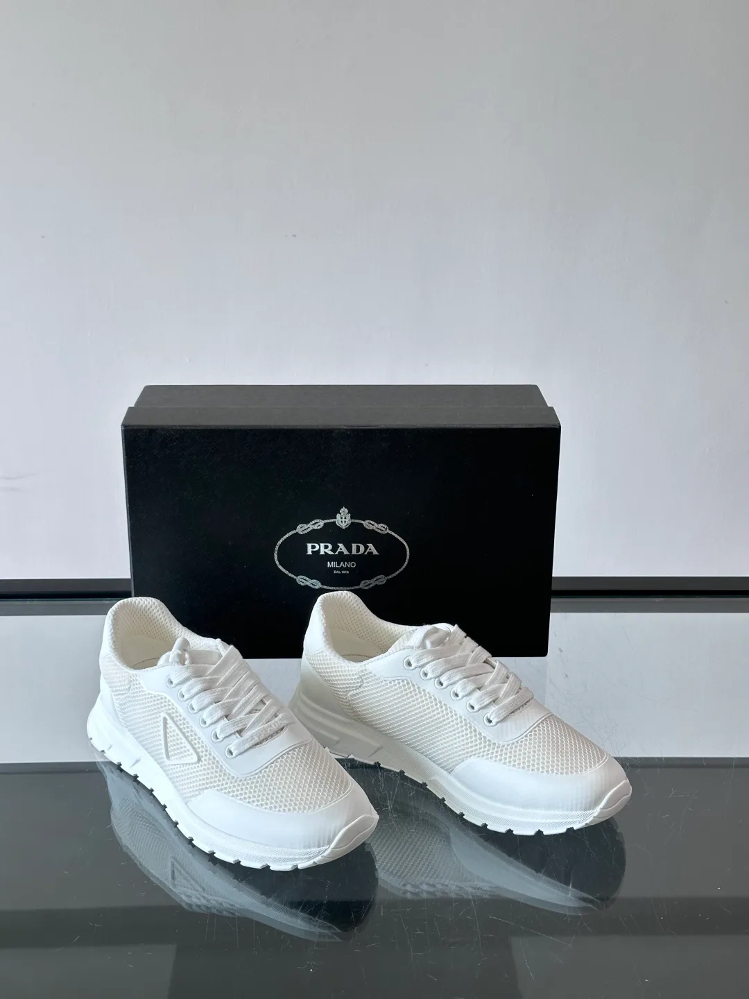 Кроссовки Мужские Prada 17646150