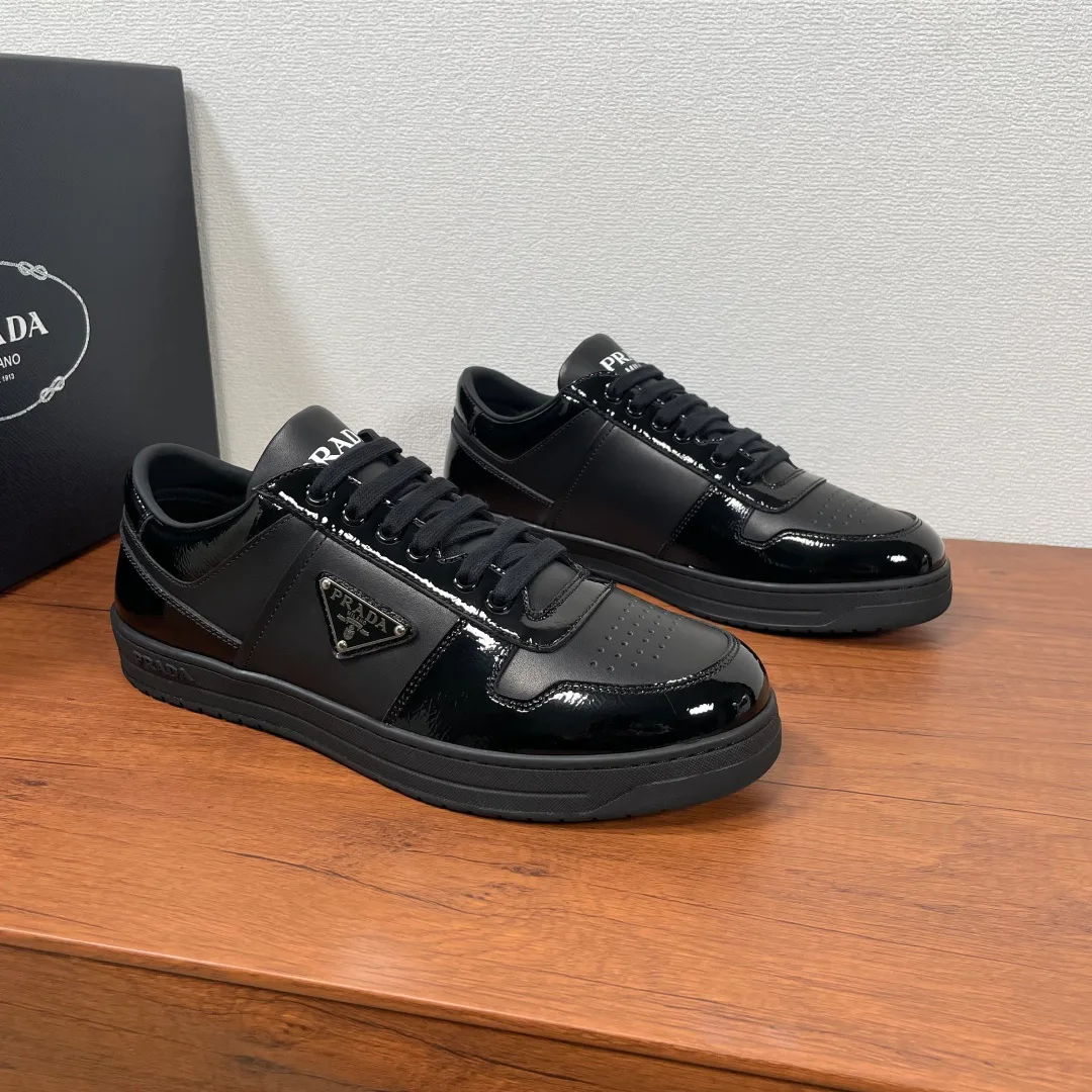 Кроссовки Мужские Prada 18197805