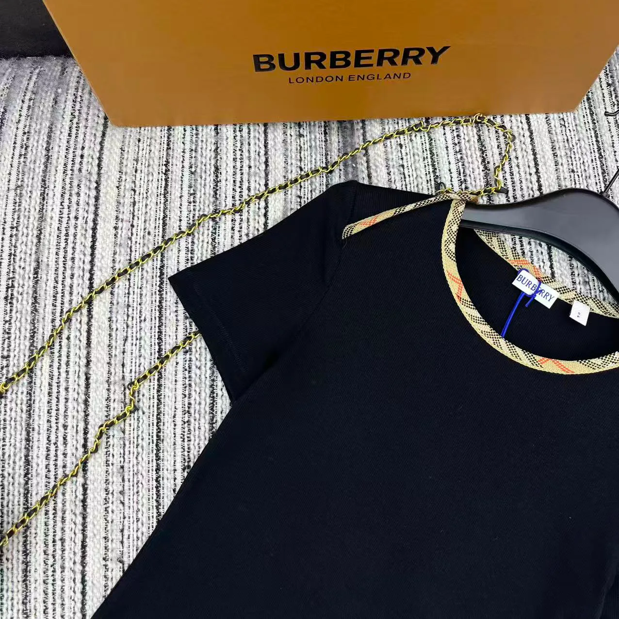 Футболки Женские Burberry 11530530
