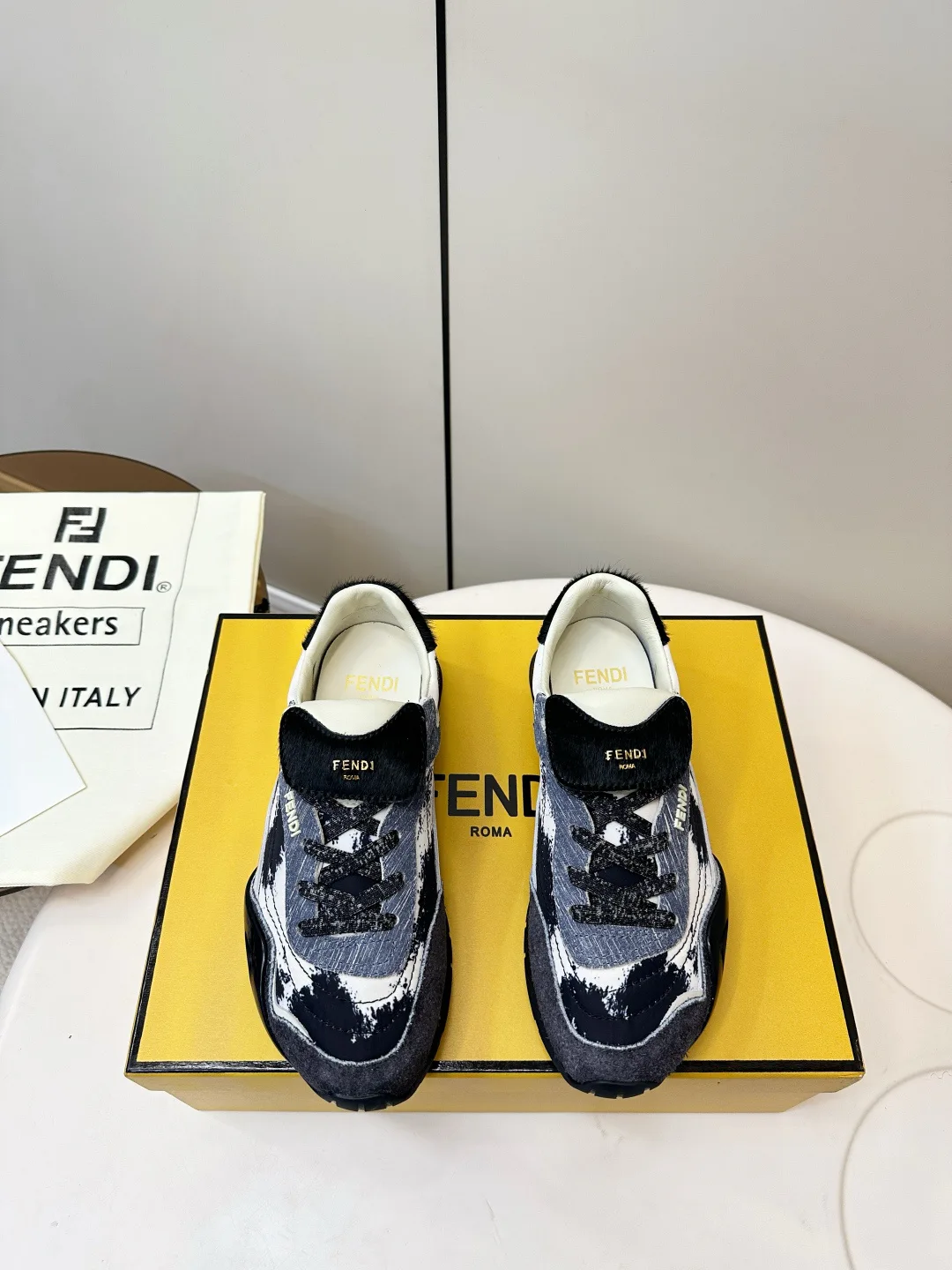 Кроссовки Мужские Fendi 489594