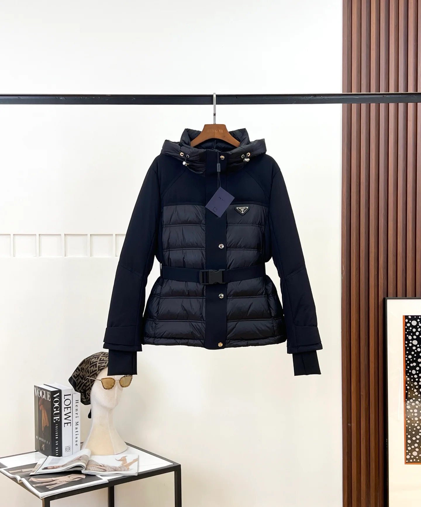 Куртки И Пуховики Женские Prada 18228735