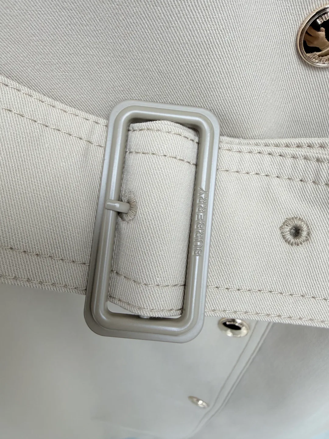 Тренчи Женские Burberry 18512919