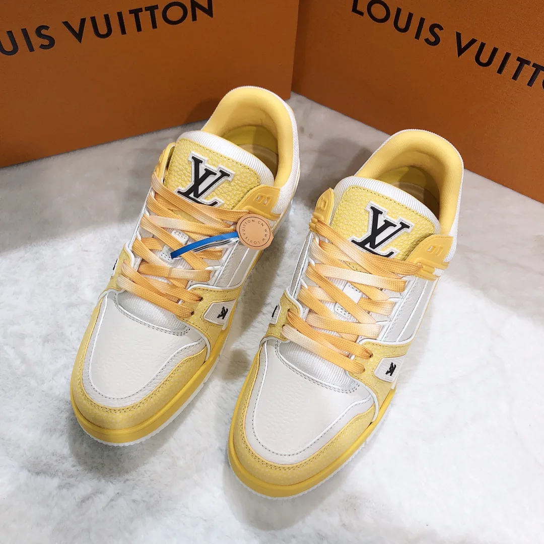 Кроссовки Женские Louis Vuitton 11707349