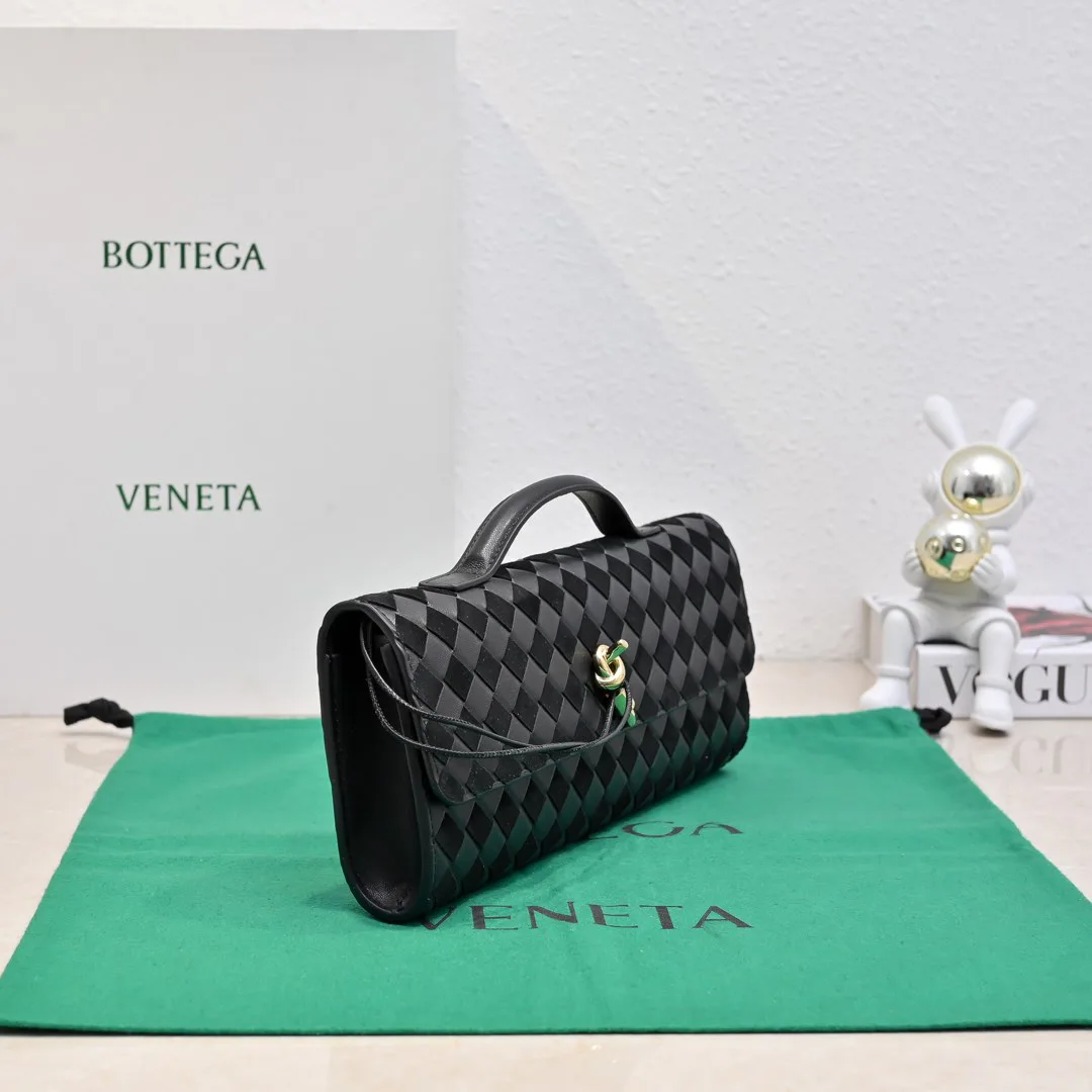 Клатчи Женские Bottega Veneta 18004860