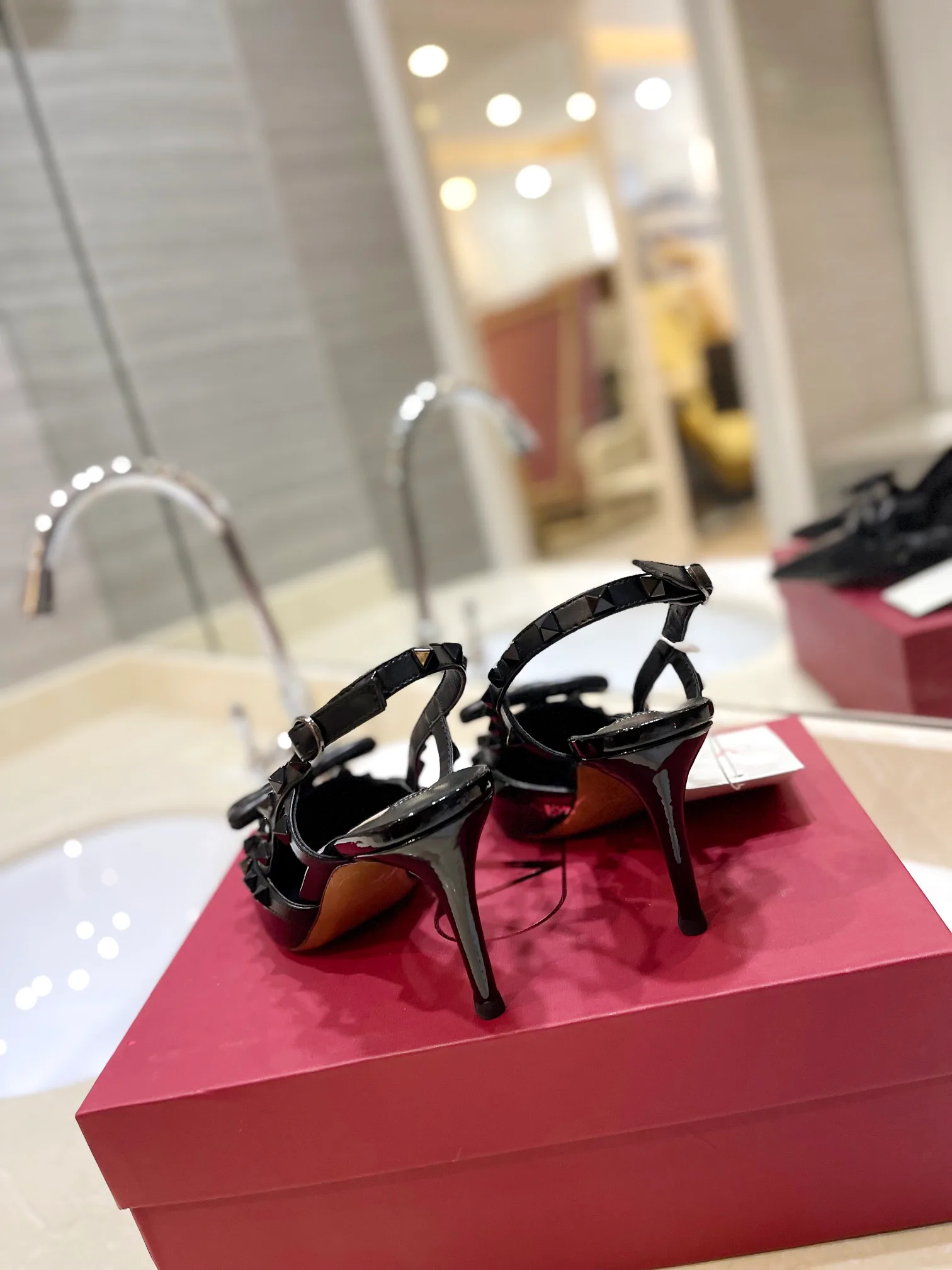 Босоножки Женские Valentino 11683022