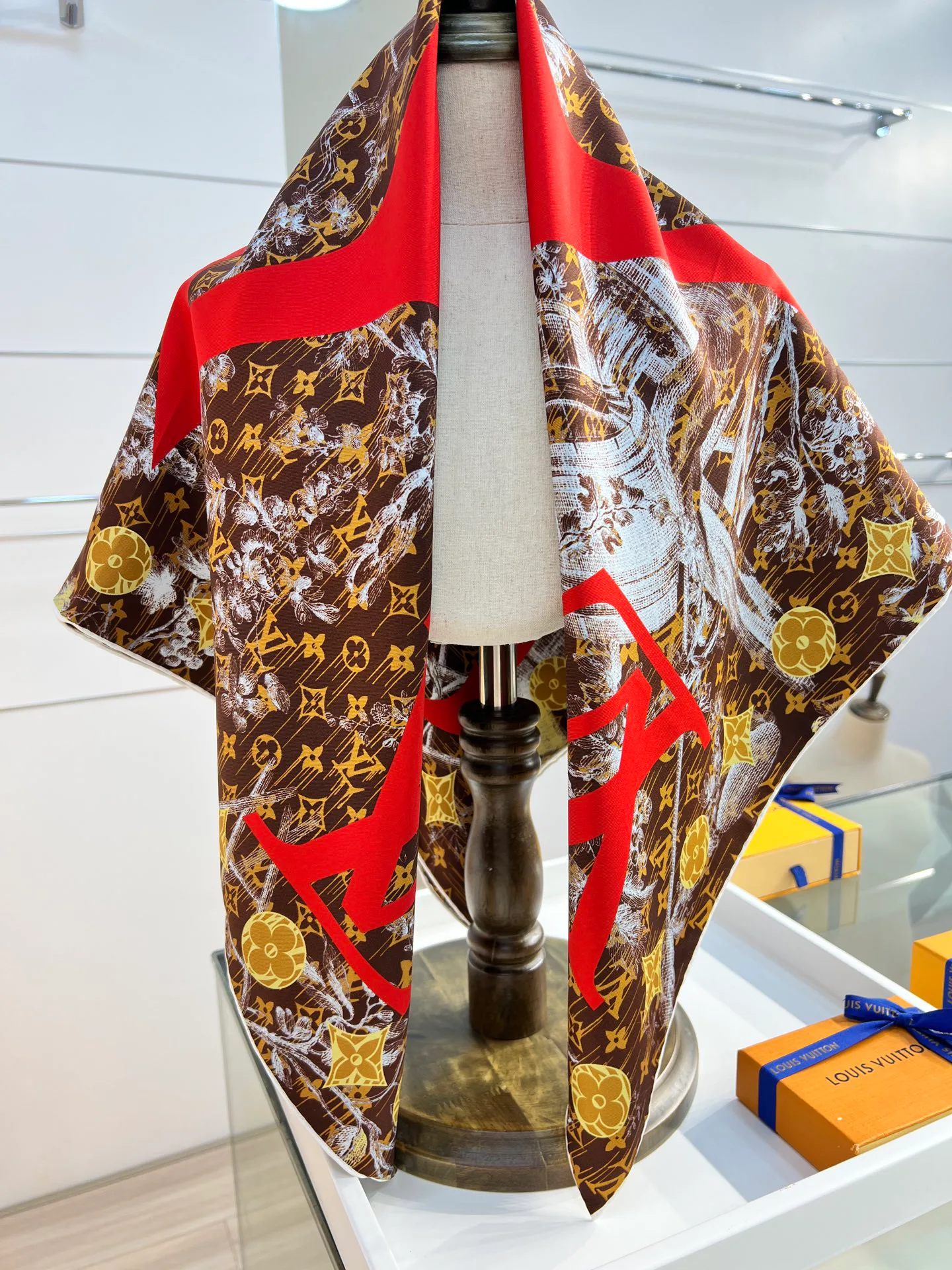 Шарфы Louis Vuitton 1227379