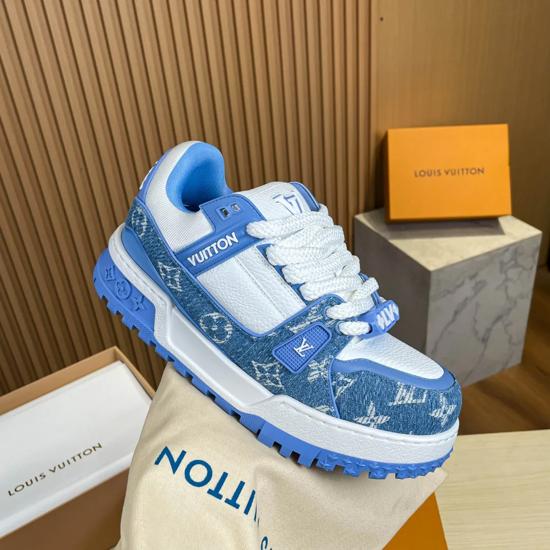 Кроссовки Женские Louis Vuitton 11073656
