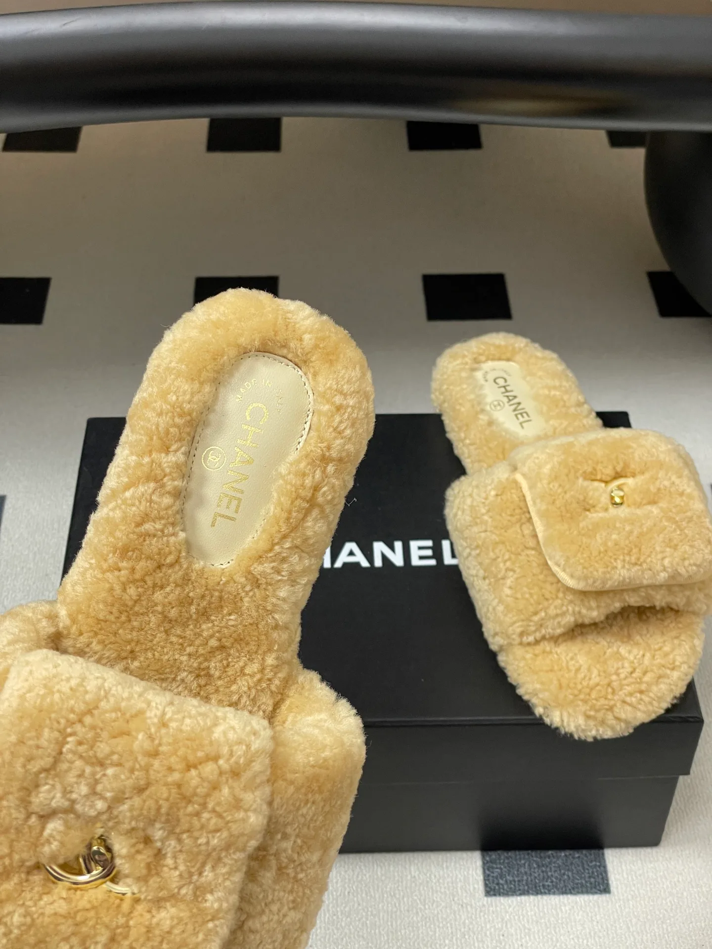 Тапочки Женские Chanel 83889