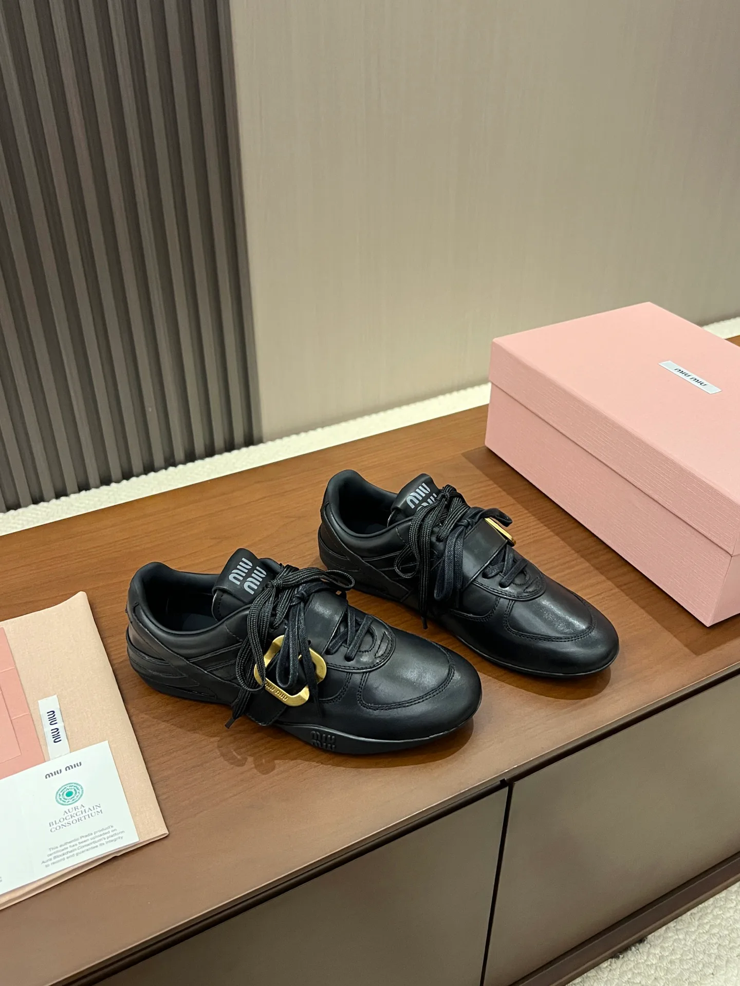 Кроссовки Женские Miu Miu 17968595
