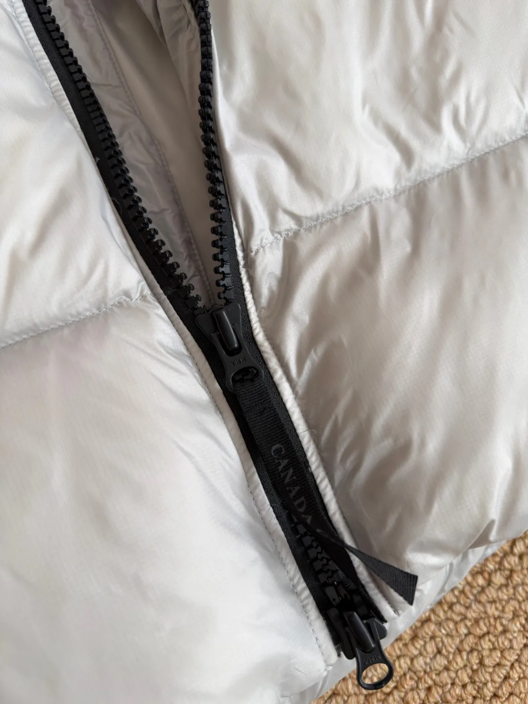 Жилеты Женские Canada Goose 18336864
