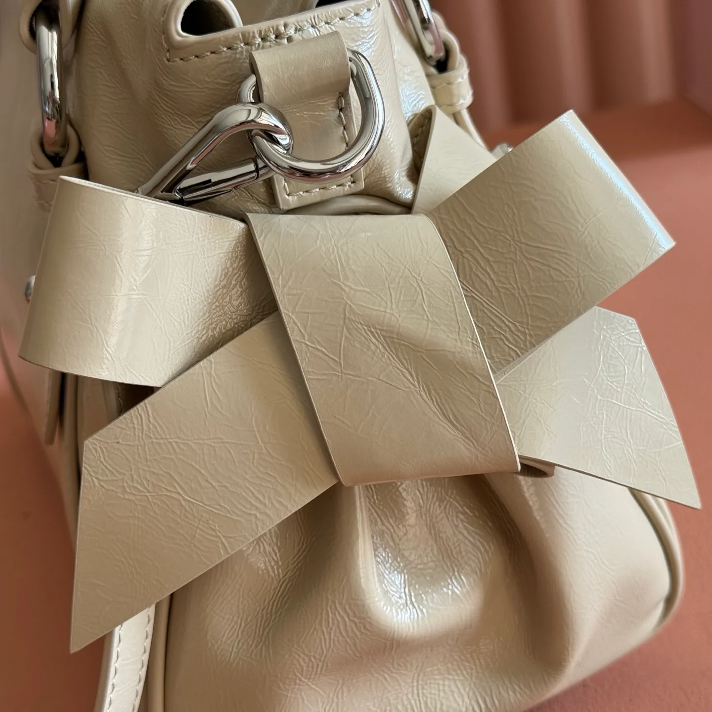 Классические Сумки Женские Miu Miu 18148108