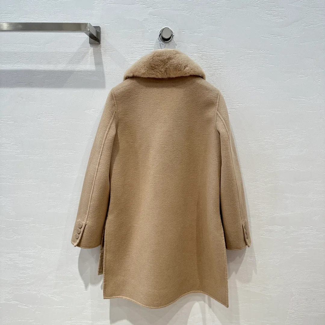 Пальто Женские Fendi 18064293