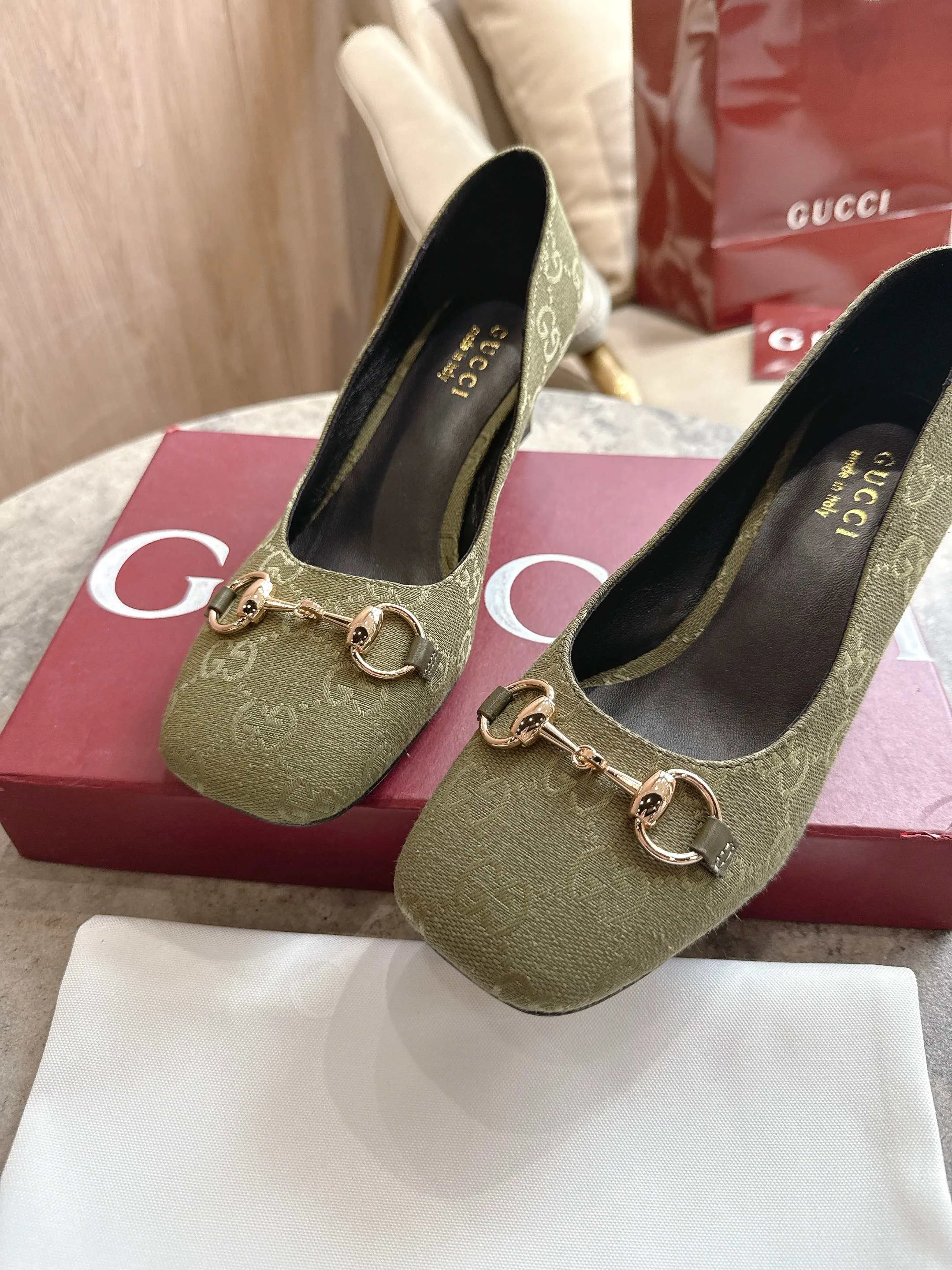 Туфли Женские Gucci 11953589