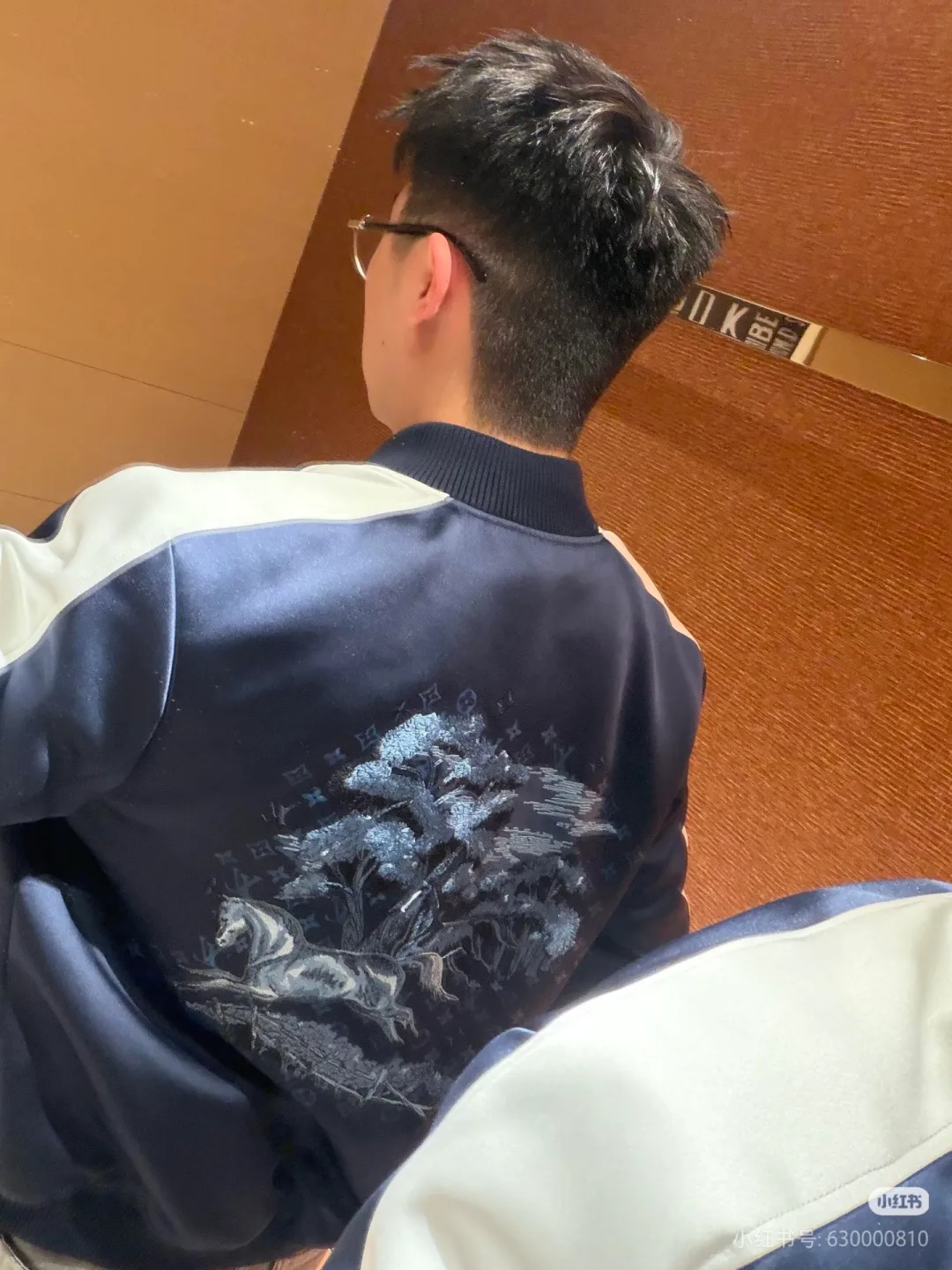 Куртки И Пуховики Мужские Louis Vuitton 3478377