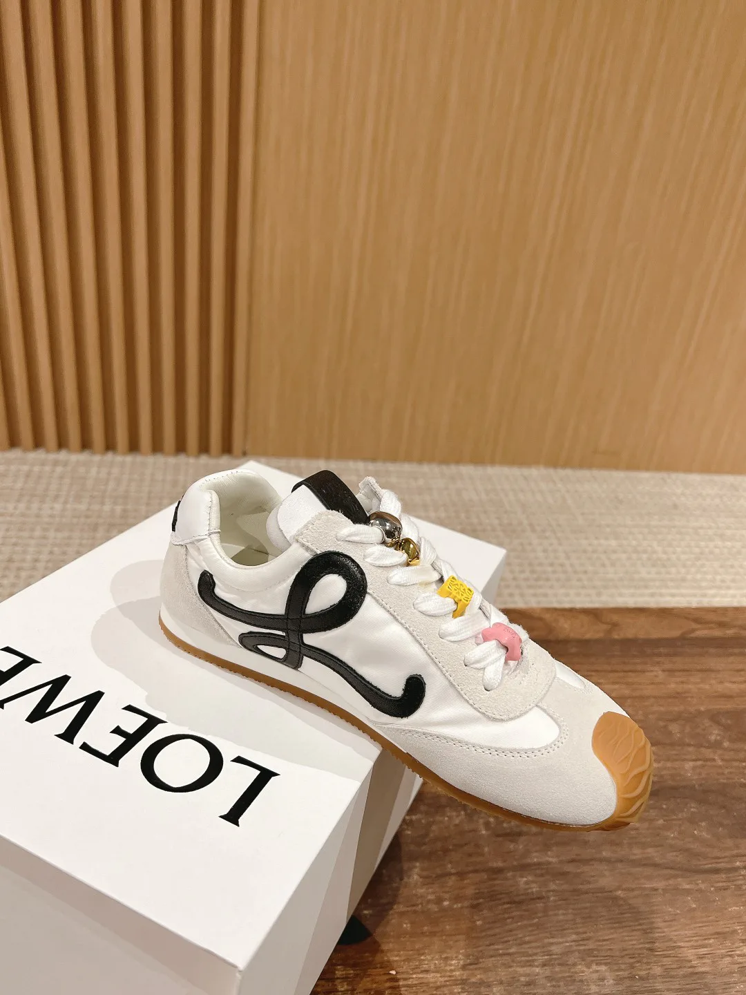 Кроссовки Женские Loewe 10475976