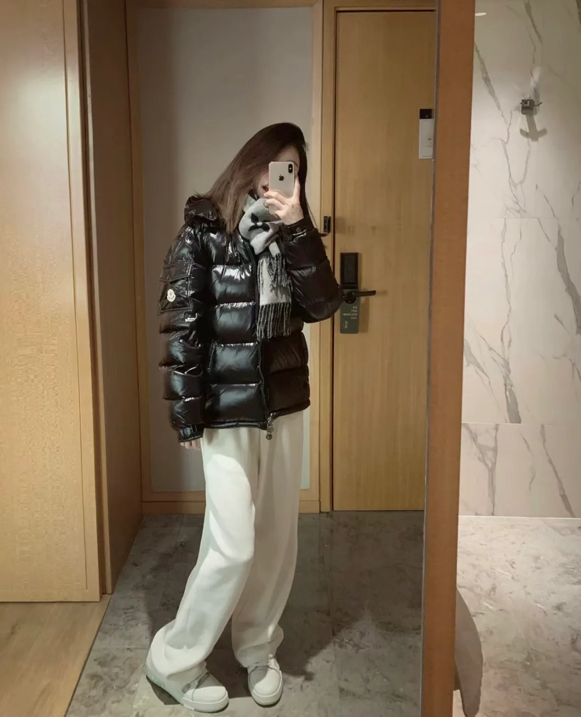 Куртки И Пуховики Женские Moncler 1760336