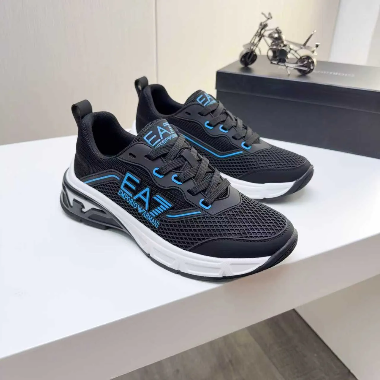 Кроссовки Мужские Armani 236004